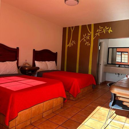 Hotel Colonial De Nogales Nogales  Exteriör bild