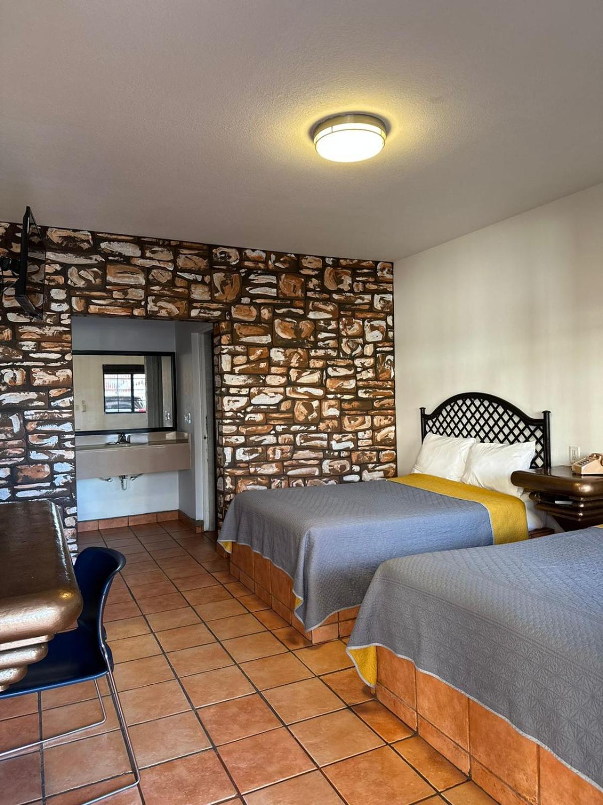 Hotel Colonial De Nogales Nogales  Exteriör bild