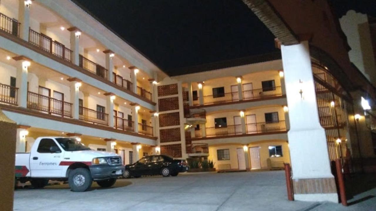 Hotel Colonial De Nogales Nogales  Exteriör bild